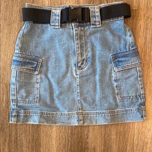 PacSun Jean Blue Black Mini Cargo skirt - Picture 1 of 3
